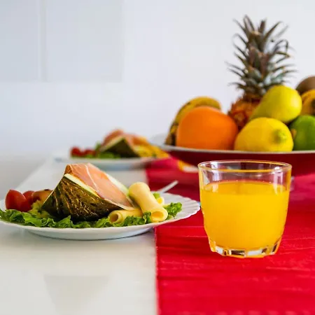 Διαμέρισμα 1 1 Beautiful Seafront With Balcony And Wifi Los Cristianos (Tenerife)