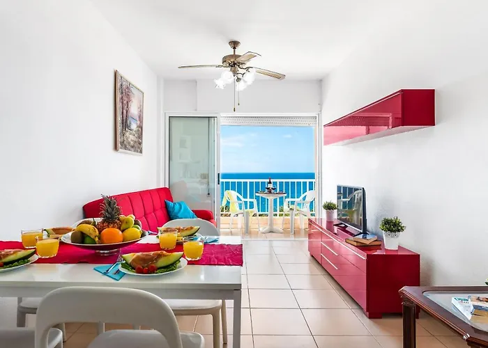 1 1 Beautiful Seafront With Balcony And Wifi Appartamento Los Cristianos (Tenerife)