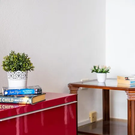 Apartament 1 1 Beautiful Seafront With Balcony And Wifi