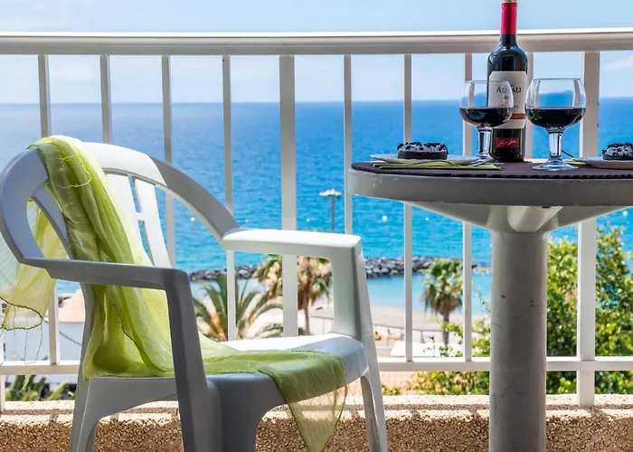 1 1 Beautiful Seafront With Balcony And Wifi *