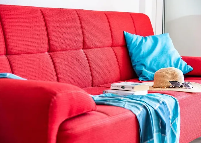 1 1 Beautiful Seafront With Balcony And Wifi Апартаменты Лос Кристианос